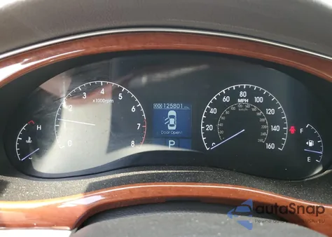 2012 Hyundai Genesis 3.8L z USA, uszkodzony, nr VIN KMHGC4DD4CU189318